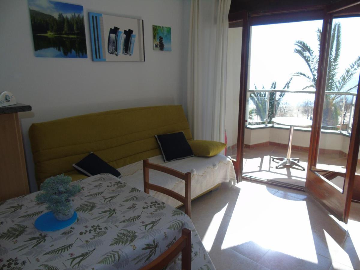 Appartement Première ligne de mer Roses Extérieur photo